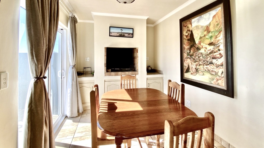 3 Bedroom Property for Sale in Laaiplek Western Cape
